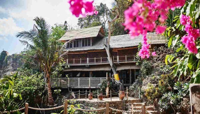 theislandhouses.com – Luxury Private Villa Stay for Intimate Celebrations and Romantic Getaways in Seminyak, Gili, and Bingin Uluwatu