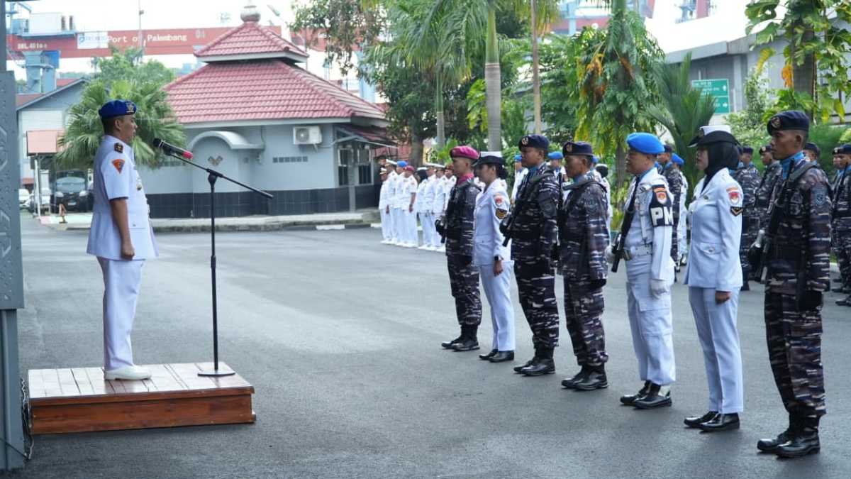Memperkuat Pilar Maritim di Sungai Musi, Lanal Palembang Gelar Upacara Hari Armada RI