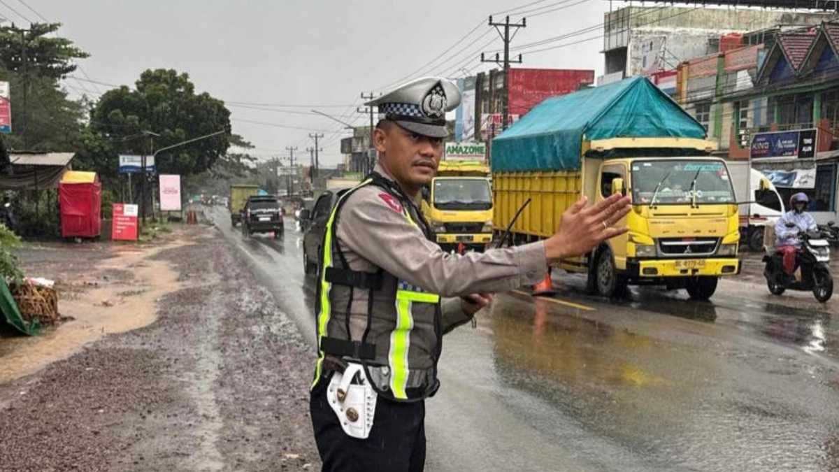 Natal dan Tahun Baru 2026, Jalur Palembang-Betung Terapkan Pembatasan Angkutan Barang