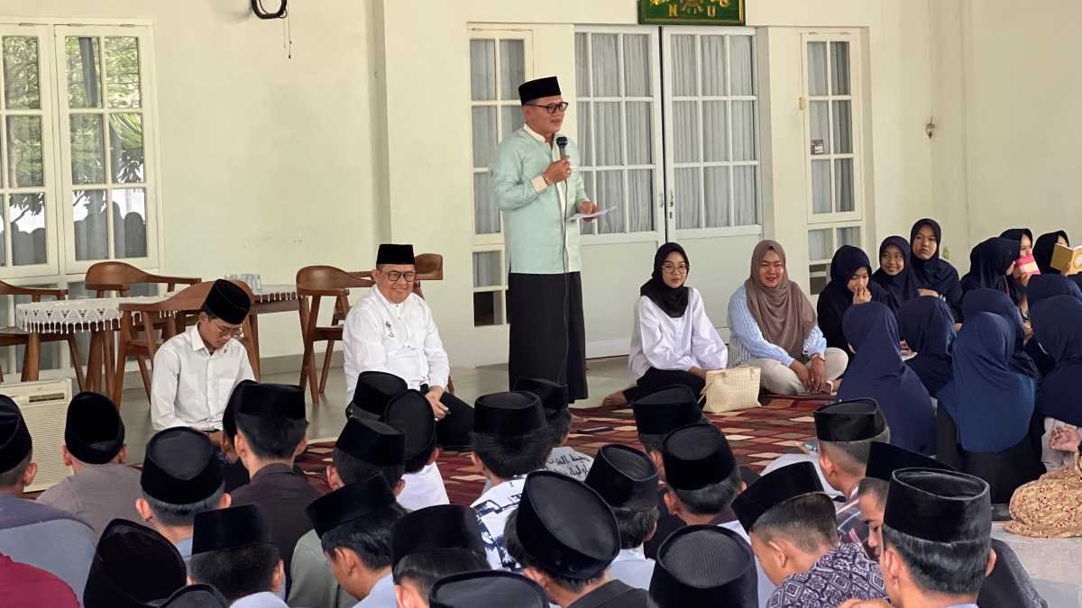 Penguatan Fondasi Pendidikan dan Ekonomi Umat