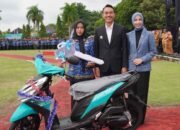 Tangis Haru Nurmala Dewi di Balik Kejutan Sepeda Motor Bupati OKI