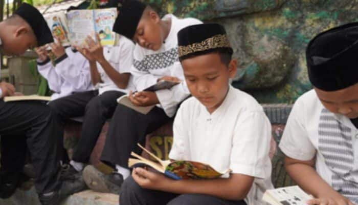 Kucurkan Rp 3,9 Miliar, PTBA Jamin Akses Pendidikan 2.659 Siswa Pra-Sejahtera