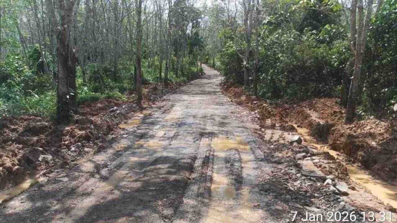Menyoal Akuntabilitas Proyek Jalan Gunung Meraksa di Ogan Komering Ulu