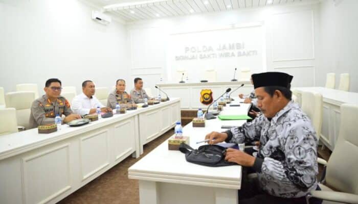 PGRI Jambi Mendorong Keadilan Restoratif dalam Kasus Perselisihan Guru dan Siswa