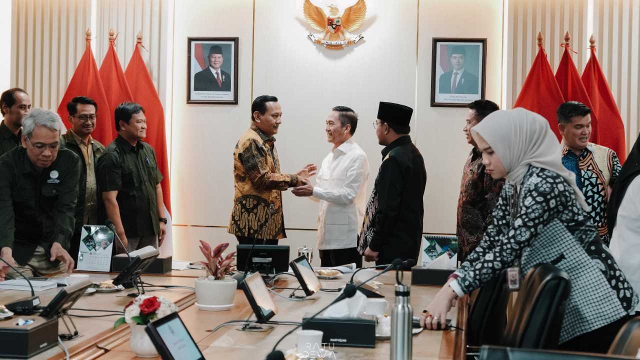 Ratu Dewa Desak Perombakan Total Pengelolaan TWA Punti Kayu Palembang