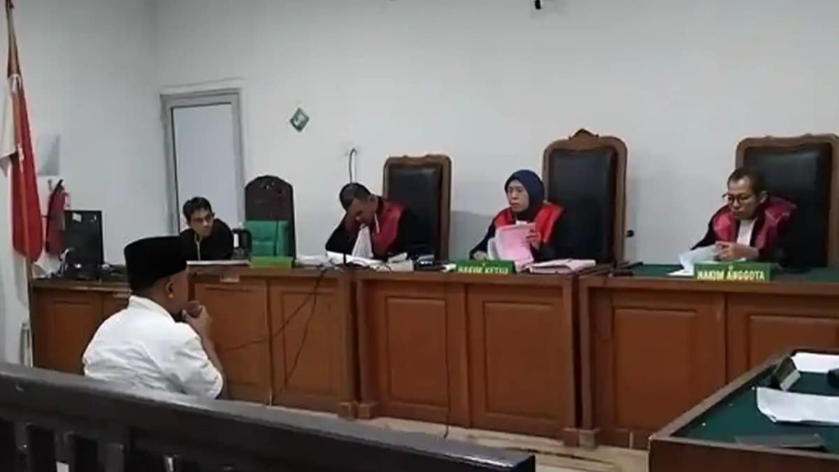 Sandiwara Bobby Asia Menguak Rapuhnya Benteng Integritas Birokrasi di Sumatera Selatan