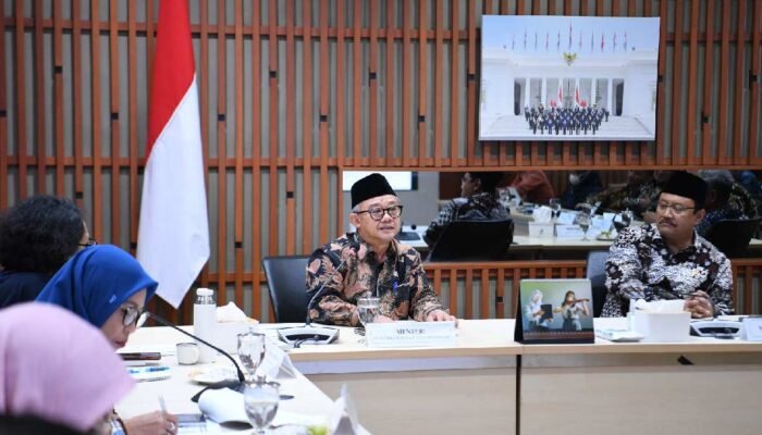 Sekolah Rakyat dan Ambisi Negara Memutus Rantai Kemiskinan Terstruktur