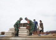 Dua Malam di Atas Ponton demi Seutas Jembatan di Kuala Dua Belas