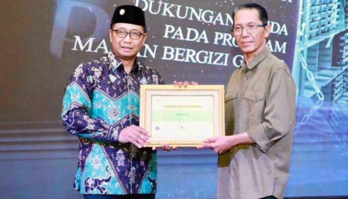 Langkah Amsakar Achmad Mengonversi Anggaran Pendidikan Menjadi Kualitas Hidup Warga Batam