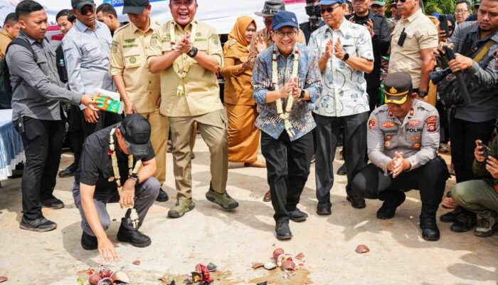 Sinergi PT OKI Pulp & Paper Mills Membangun Jalan Beton Air Sugihan demi Percepatan Ekonomi Pesisir