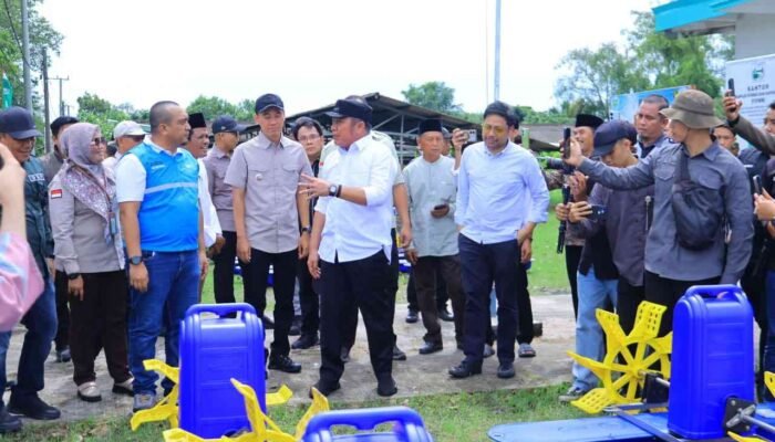 Menembus Batas Logistik di Sentra Udang Sungai Menang