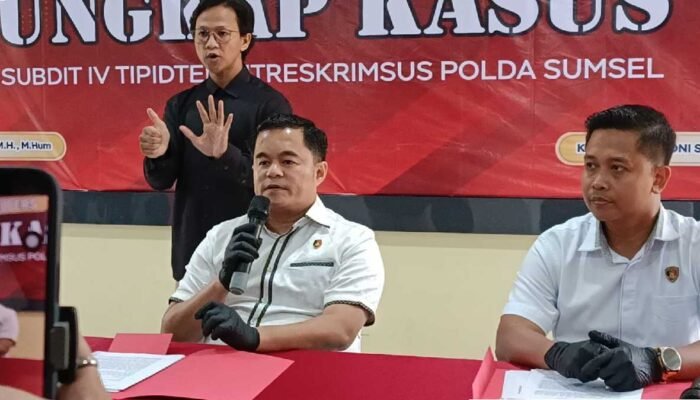 Menjaga Keamanan dan Kepercayaan Publik