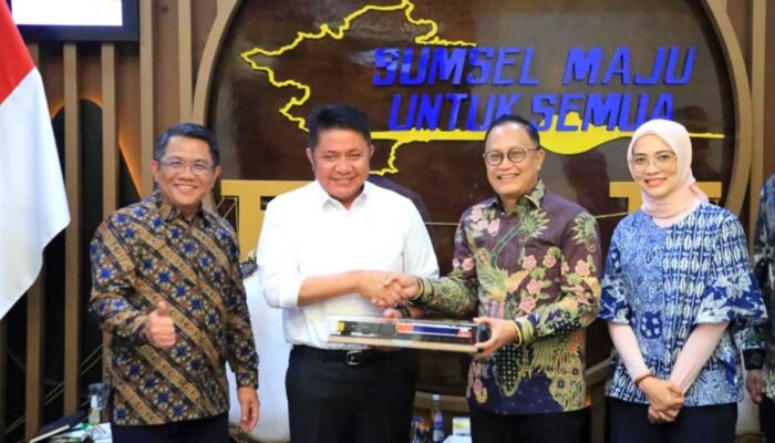 Menyeimbangkan Laju Logistik Energi dan Kenyamanan Publik