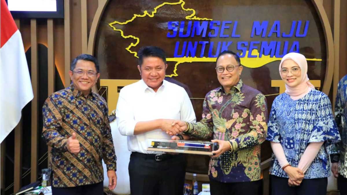 Menyeimbangkan Laju Logistik Energi dan Kenyamanan Publik