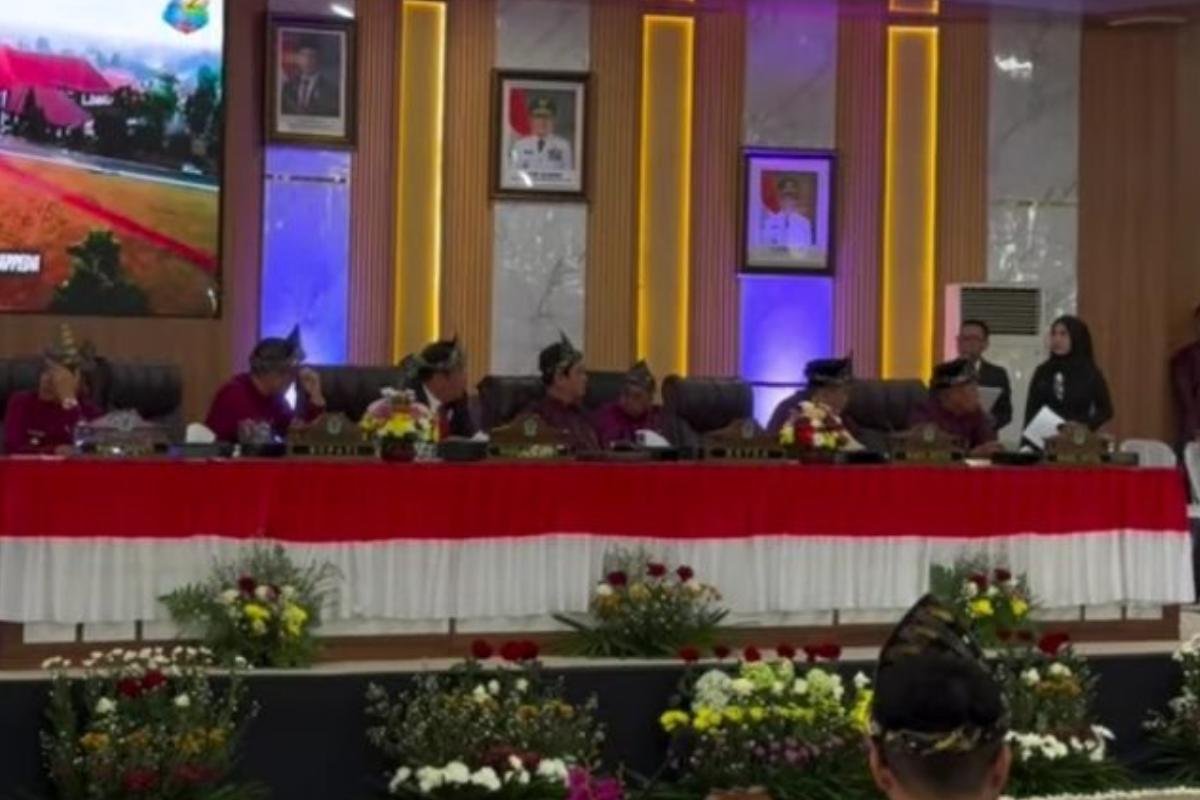Paripurna DPRD Ogan Ilir: Menjaga Harmoni Pembangunan di Usia Dua Dekade