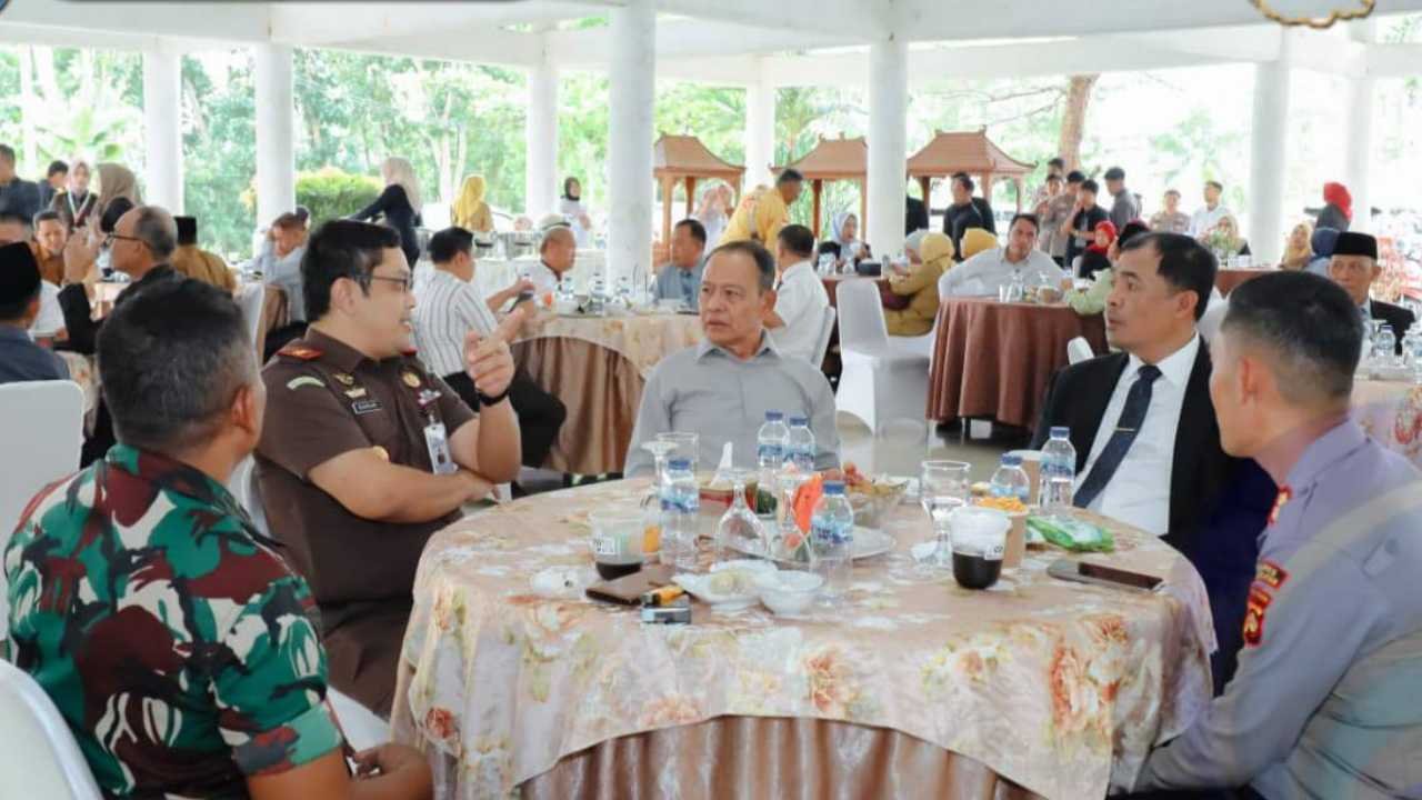 Abusama Rajut Sinergi Eksekutif-Legislatif di Aula Guest House