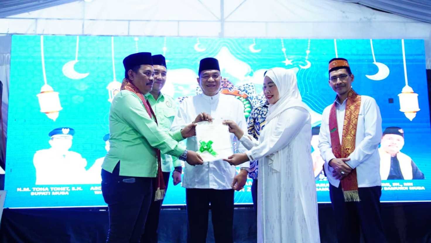 Bupati Toha Tohet Merawat Akar Budaya Muba