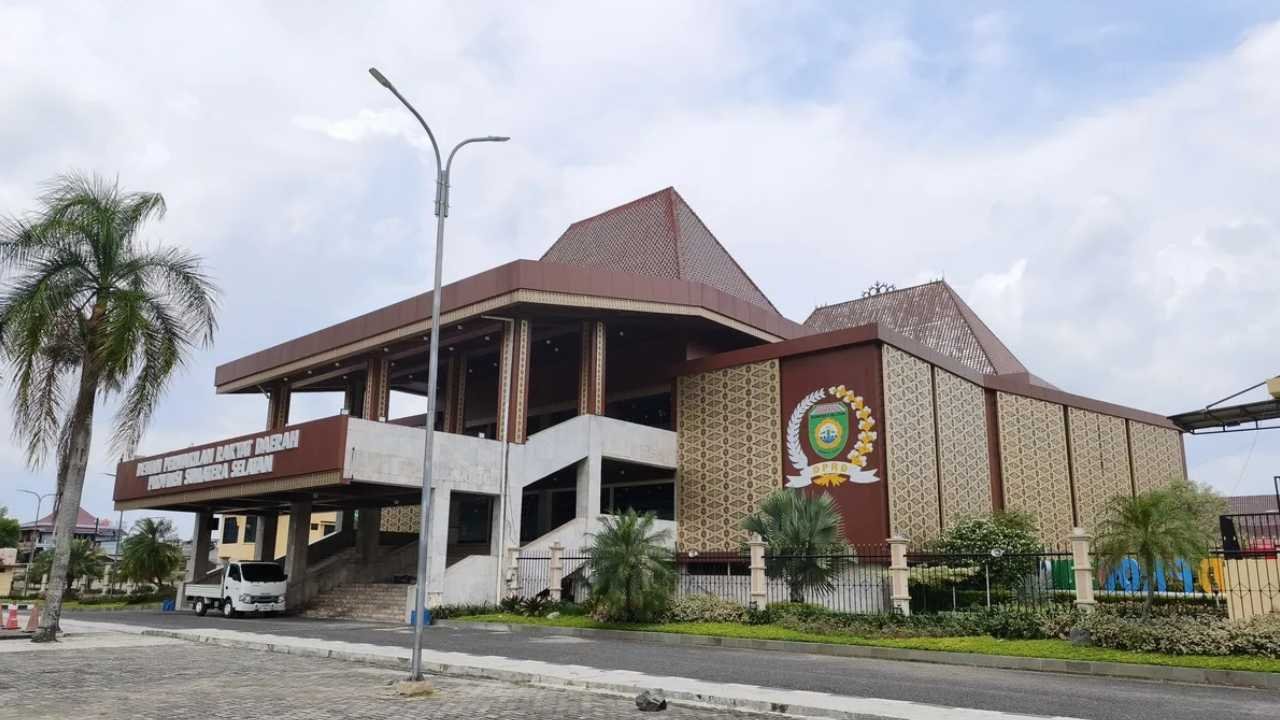 Di Balik "Gimmick" Batalnya Meja Biliar, Rp 8,6 Miliar Fasilitas Elit DPRD Sumsel Melaju Mulus