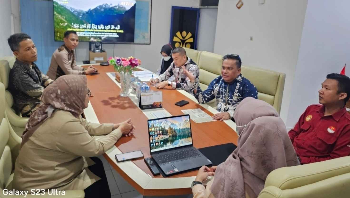 Kepulangan Pekerja Migran Musi Banyuasin dan Benteng Pelindungan di Pintu Kedatangan