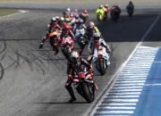 Marco Bezzecchi Juara, Marc Marquez Nyaris Celaka akibat Pecah Ban