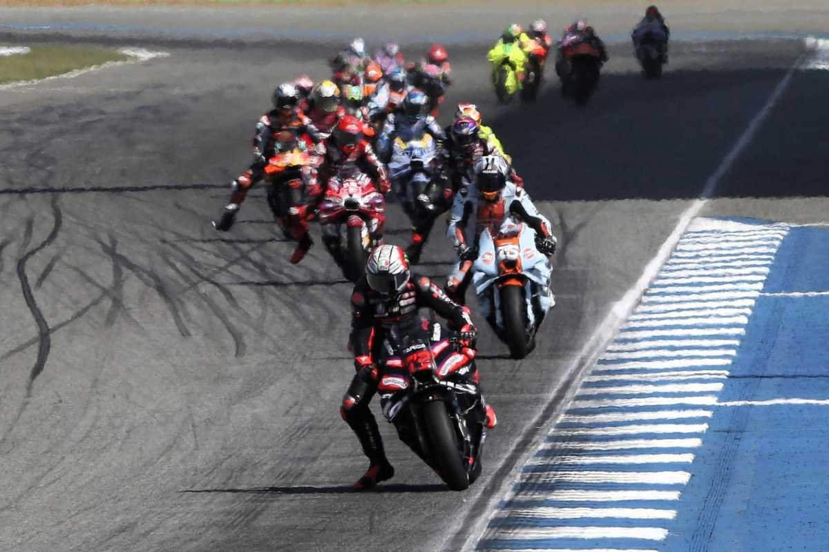 Marco Bezzecchi Juara, Marc Marquez Nyaris Celaka akibat Pecah Ban