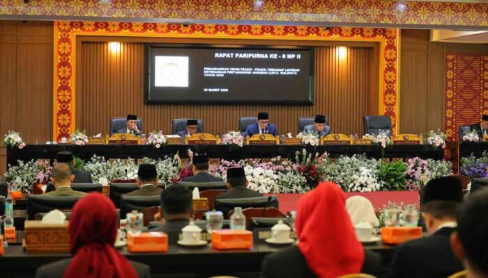 Ratu Dewa Serap Kritik Tajam Fraksi DPRD Palembang