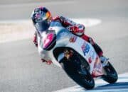 Siasat Veda Ega Menaklukkan Elevasi Ekstrem Austin