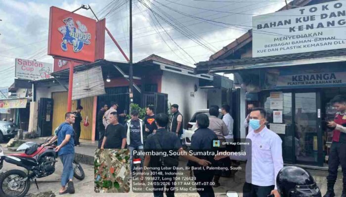 Teror Bom Molotov di Demang Lebar Daun, Polisi Buru Pelaku Serangan Berulang