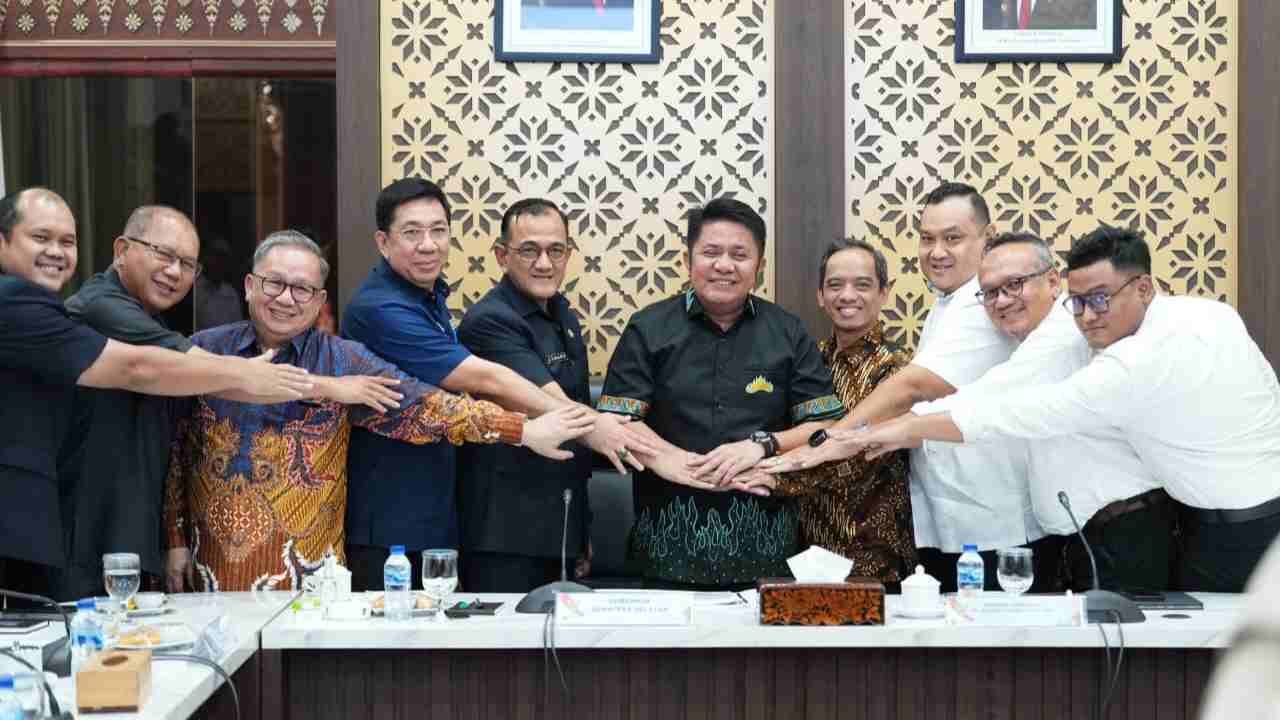 Herman Deru Kawal Aspek Legal Percepatan Pelabuhan Tanjung Carat