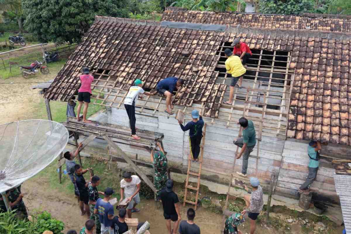 Langkah Nyata Satgas TMMD Kodim 0402/OKI Wujudkan Impian Rumah Layak bagi Warga