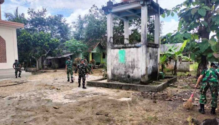 Loreng TNI dan Keringat Warga Mencair Membasuh Wajah Pematang Sukatani