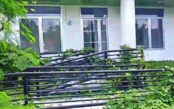 Menagih Hak Sehat yang Terkubur di Balik Beton Pustu Pusar Seharga 854 Juta Rupiah