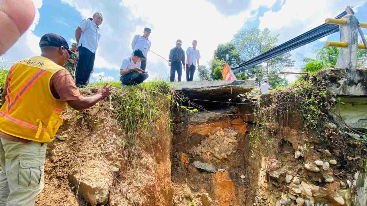 Muba Percepat Perbaikan Jembatan Plakat Tinggi