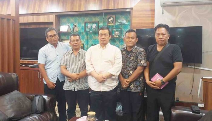 Wamendes Ahmad Riza Patria Dukung Munas SWI di Desa Wisata Banyuanyar Boyolali