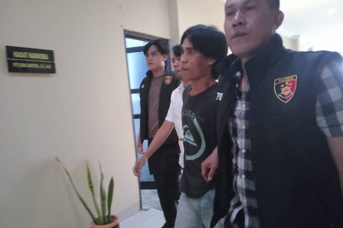 Bantu Tahanan Kabur hingga Petugas Patah Tulang, Dua Warga OKU Ditangkap di Penginapan