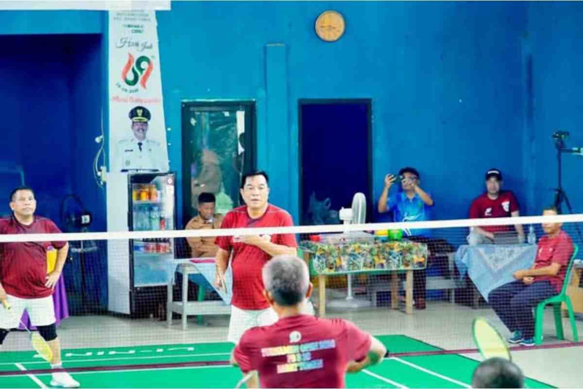 Buka Turnamen Badminton Babat Toman, Bupati HM Toha Tohet Pacu Regenerasi Atlet Muba