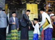 Bupati Panca Wijaya Akbar Sebut Idul Adha Jadi Momentum Perbaiki Hubungan Warga