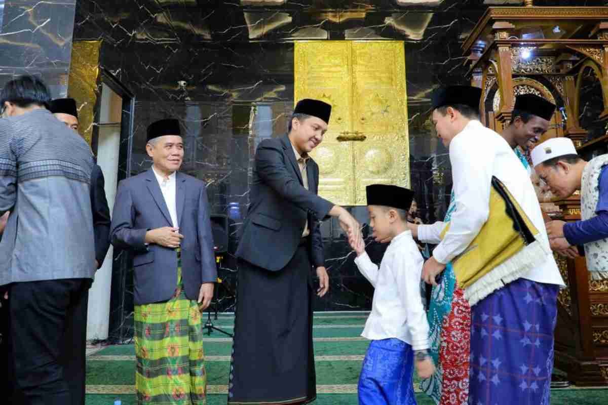 Bupati Panca Wijaya Akbar Sebut Idul Adha Jadi Momentum Perbaiki Hubungan Warga