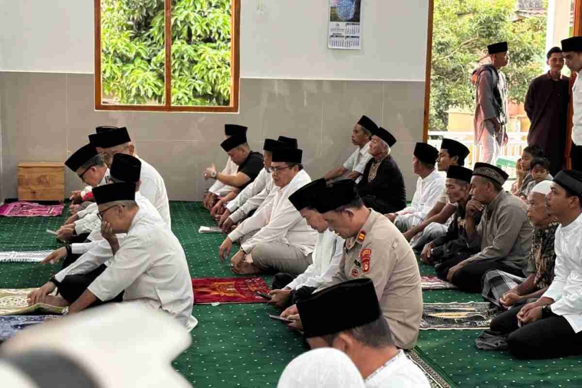 Dikawal Polsek Lubuk Raja, Salat Idul Adha yang Dihadiri Bupati OKU di Batumarta II Berlangsung Khusyuk
