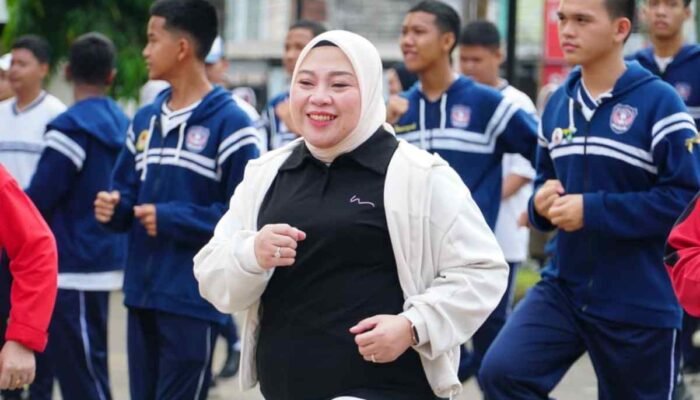 Hari Hipertensi Sedunia, Lidyawati Cik Ujang Ajak Pelajar Terapkan Gaya Hidup Sehat