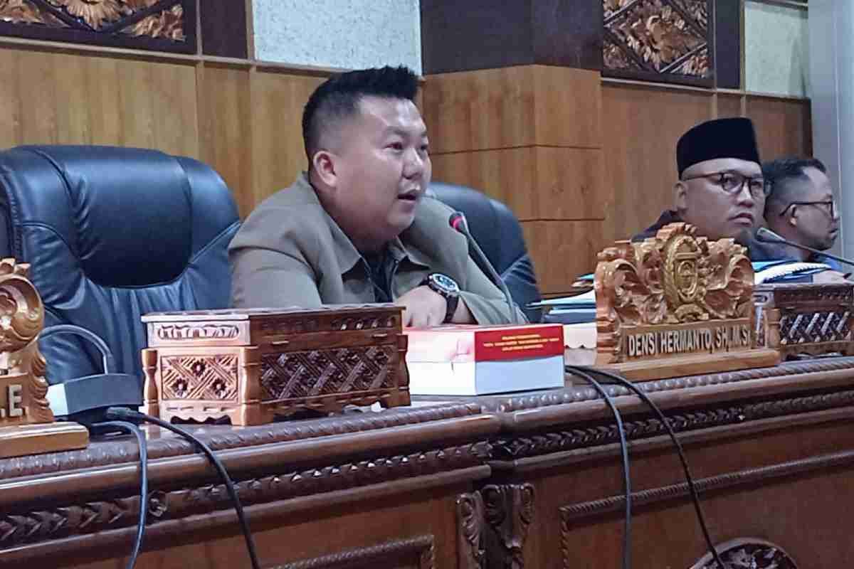Jembatani Aspirasi, Komisi III DPRD OKU Cari Solusi Manusiawi Sengketa Kios Pasar Atas