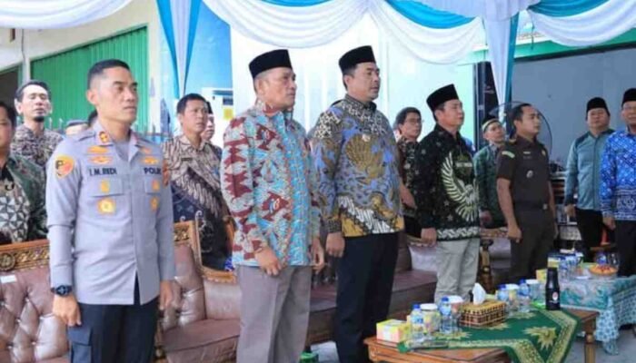 Komitmen Bupati Abusama Memperkuat Fondasi Religius di Bumi Serasan Seandanan