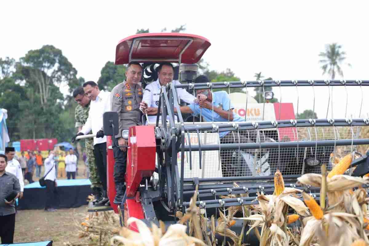 Koridor Baru Ketahanan Pangan Polda Sumsel Melalui Komoditas Jagung di Buay Rawan