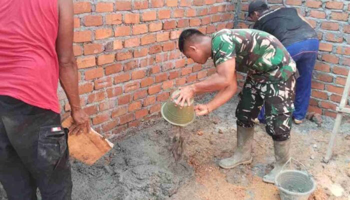 Meleburnya Loreng dan Peluh Rakyat
