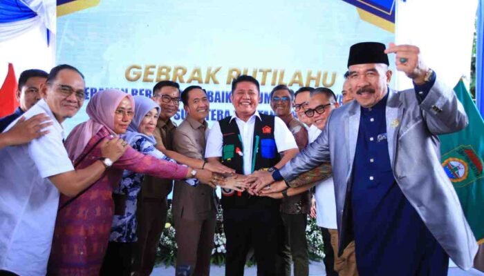 Memantik Swadaya Warga Lewat Transparansi, Gubernur Herman Deru Gebrak Program Perbaikan Rumah Tidak Layak Huni