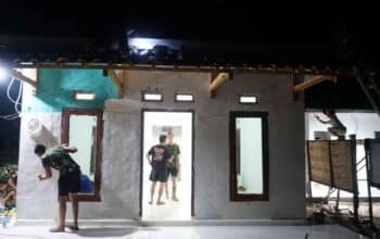 Membasuh Sisa Semen di Tiga Hari Terakhir Bakti TMMD OKI