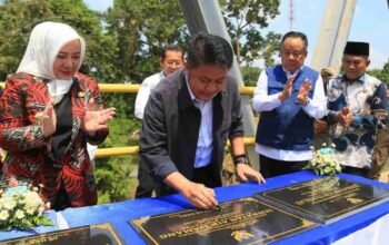 Perpendek Jarak dan Pacu Ekonomi, Gubernur Herman Deru Resmikan 17 Jembatan Strategis di Sumatera Selatan