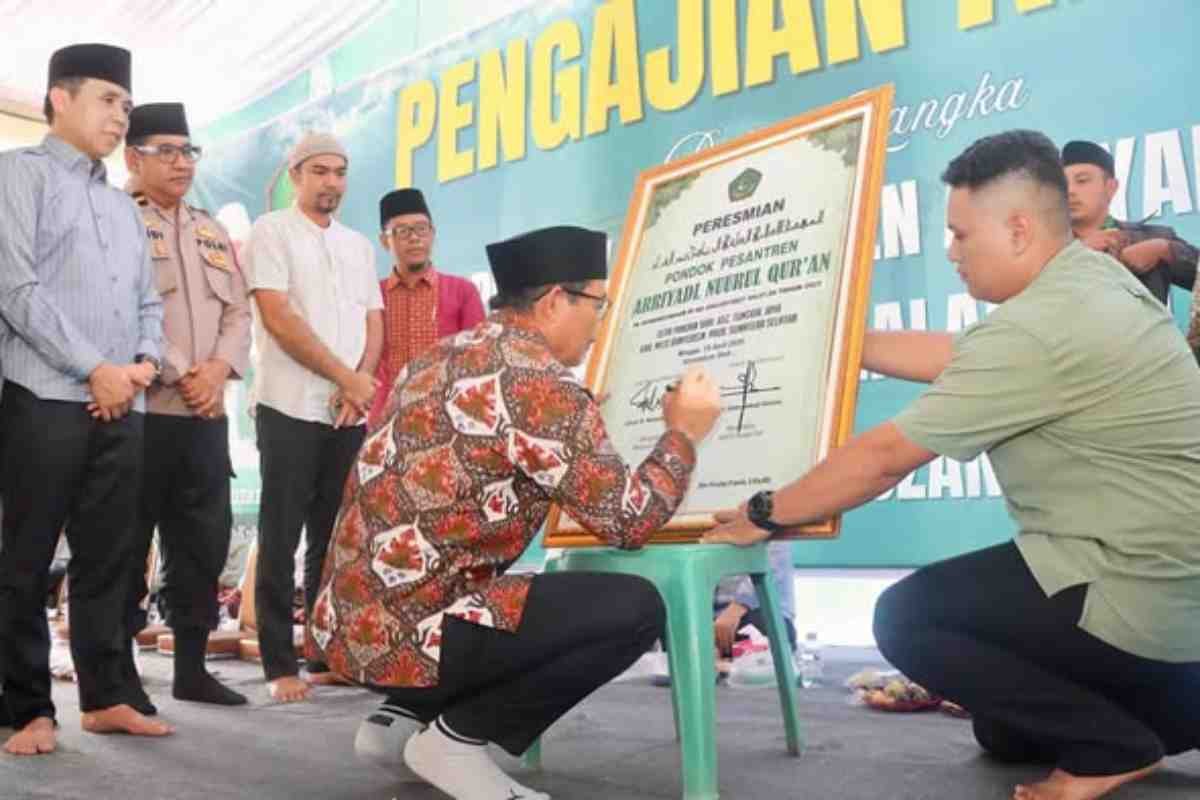 Resmikan Ponpes Arriyadl Nurul Quran, Wabup Abdur Rohman Husen Fokus pada SDM Berakhlak