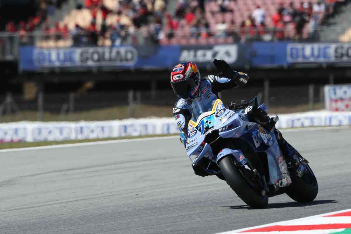 Sejarah Finis Terketat di Catalunya Saat Duo Aprilia Diujung Tanduk