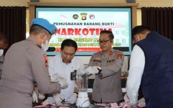 Tekan Ruang Edar Narkoba, Polres OKU Musnahkan Barang Bukti 17 Perkara
